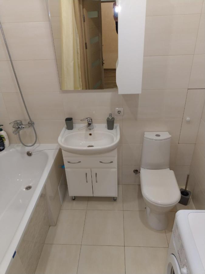 Однокімнатна Квартира В Новобудові По Мельника Rivne Buitenkant foto
